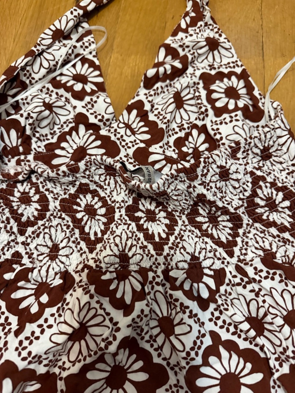 Urban Outfitters UO Lady Printed Floral Halter Mini Dress Size L - Picture 3 of 8